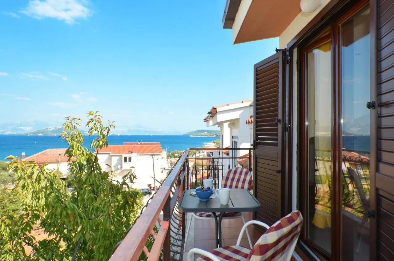 Apartments By The Sea Slatine, Ciovo - 12176 Slatine