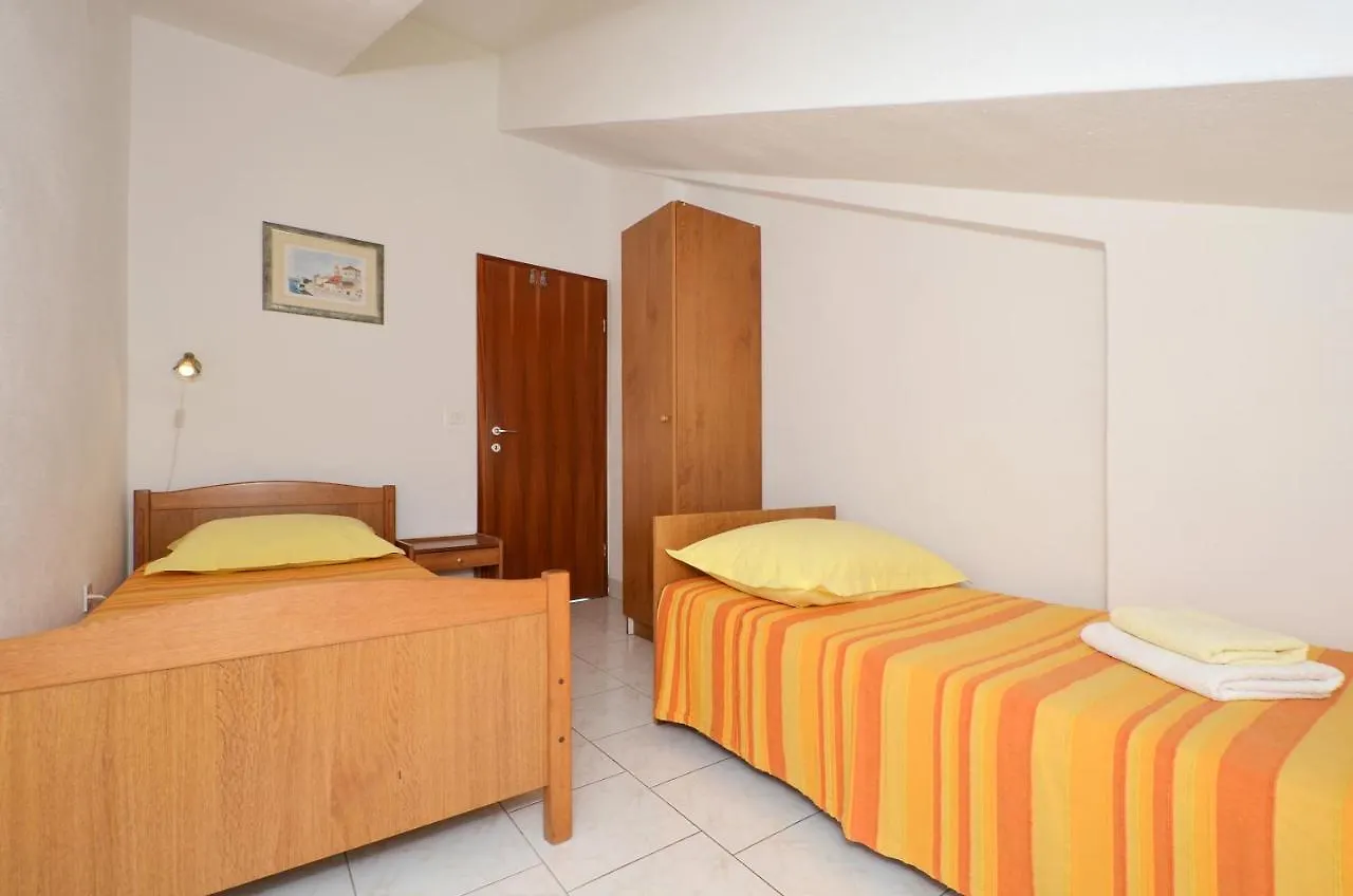 Apartments By The Sea Slatine, Ciovo - 12176