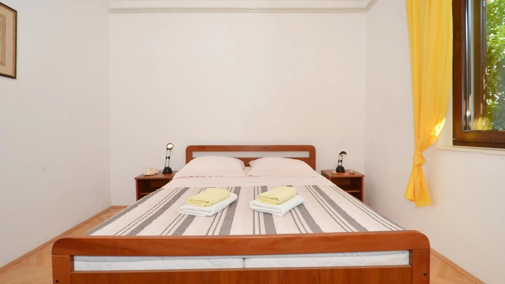 Apartments By The Sea Slatine, Ciovo - 12176
