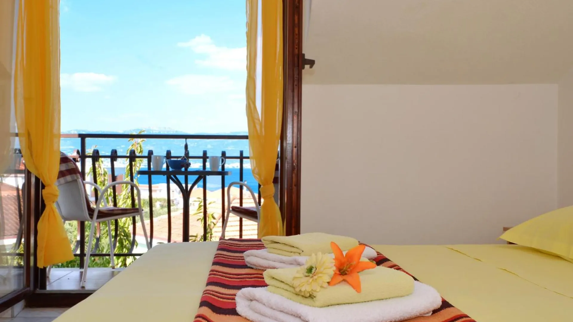Apartments By The Sea Slatine, Ciovo - 12176  Slatine