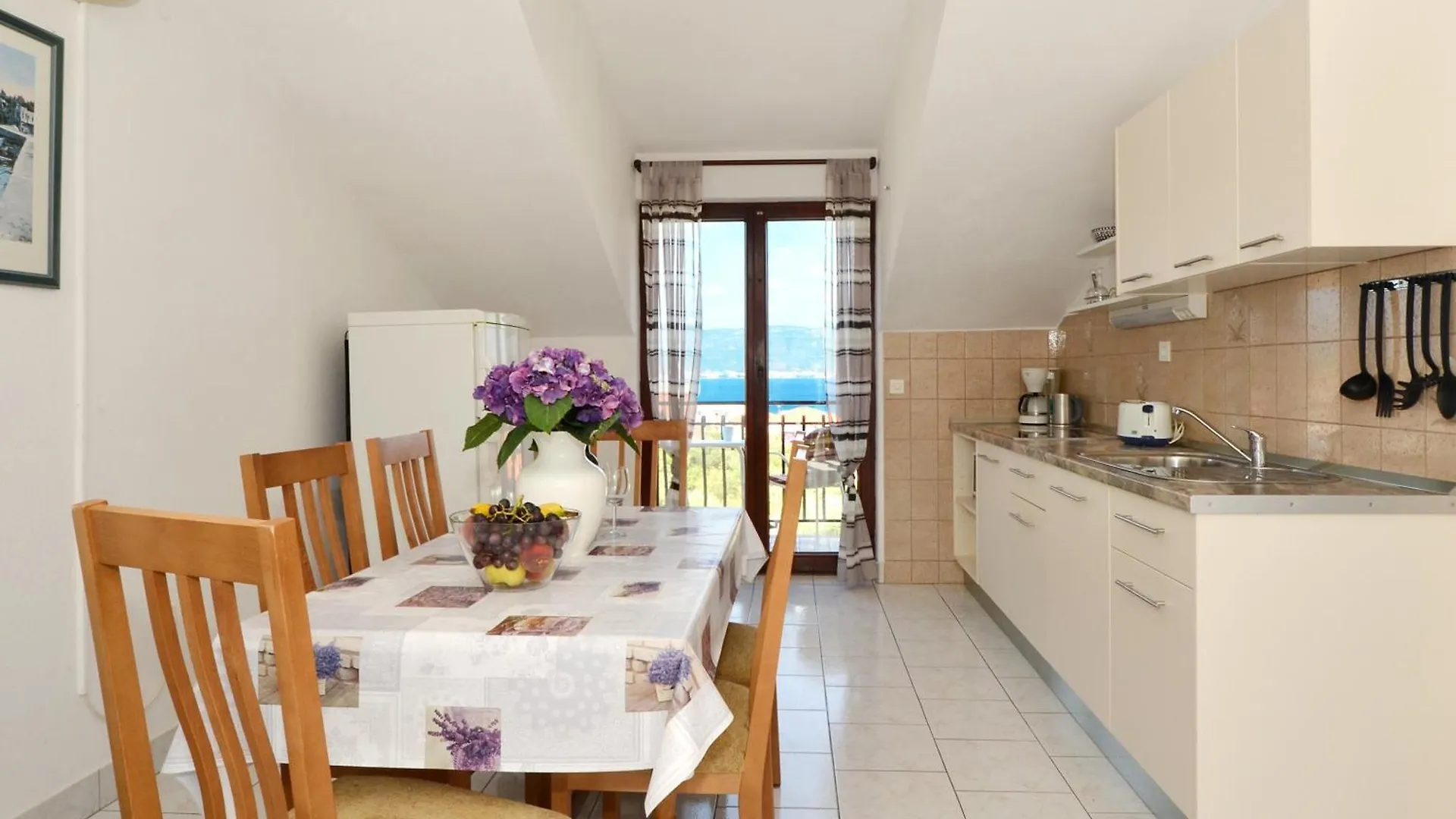 Apartments By The Sea Slatine, Ciovo - 12176 0*, Slatine