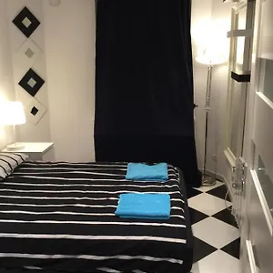 https://apt-bonerowska-lower-ground-floor.krakowhotelspoland.com